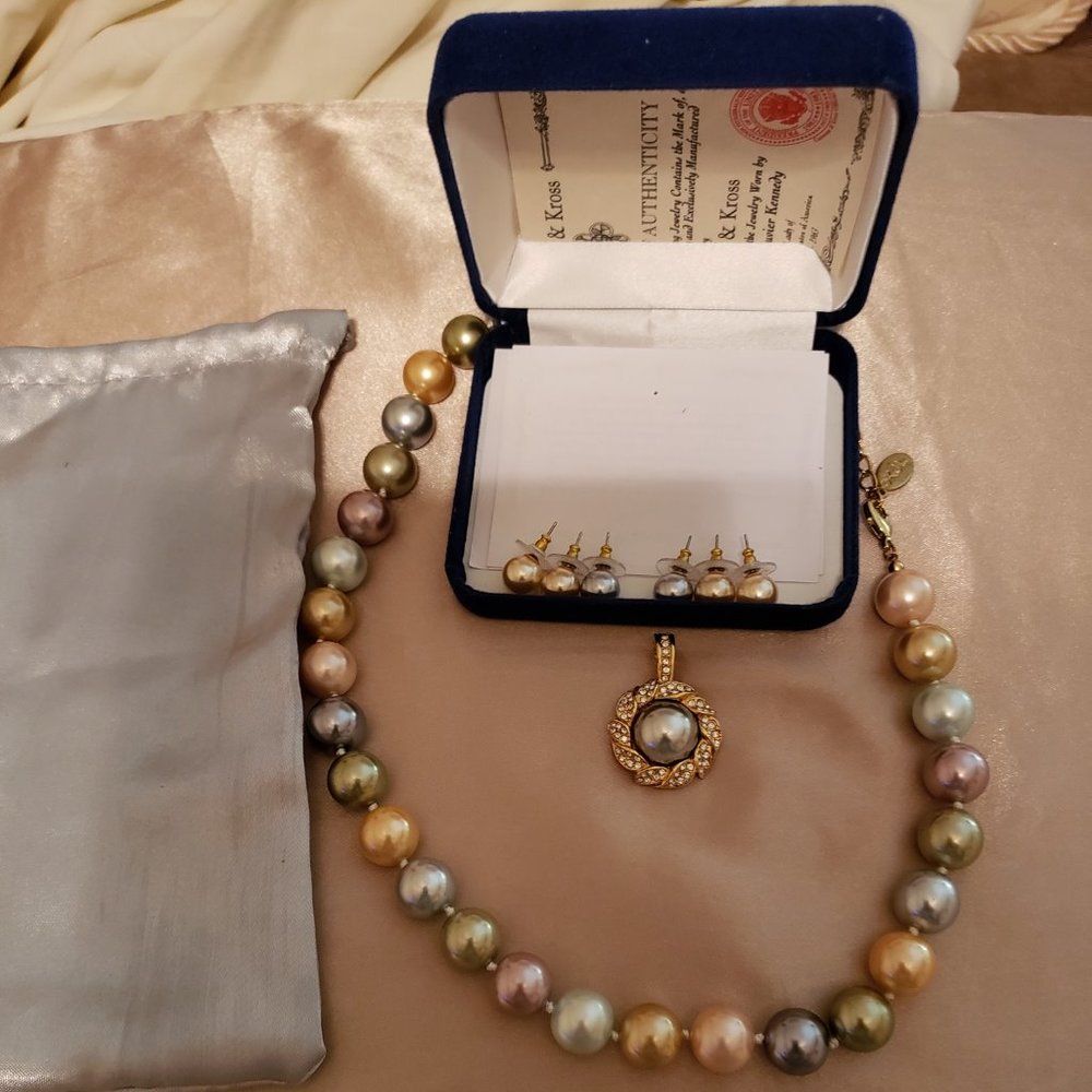 Camrose & Kross Jackie O Pearl Necklace Set
